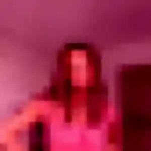Lucinda, 36 ans, connectée à Alleins pour une rencontre coquine
