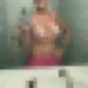 Nyambura, femme de 28 ans veut plan cul à Allerey-sur-Saône