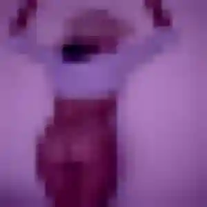 Malaika, 42 ans, cherche un plan cul à Almenêches