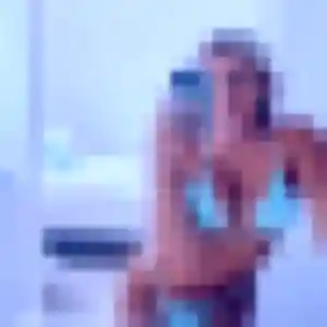 Rencontre Evelyne, 37 ans à Amance en privé