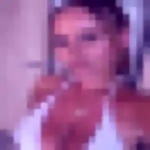 Noémie, 24 ans, connectée à Amigny-Rouy pour un plan cul
