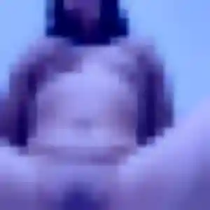 Rejoins Jeanine, 33 ans à Anglards-de-Salers en privé