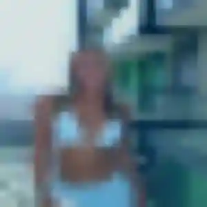 Precious, 32 ans, en ligne à Araules pour un plan cul