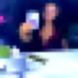 Sexy Naomie, 27 ans à Arbanats - voir sa photo
