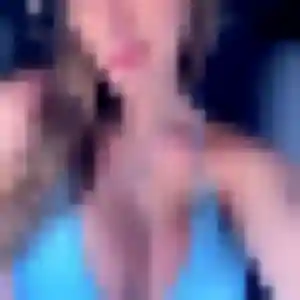 Yasmine, 38 ans, en ligne à Armeau pour une rencontre coquine