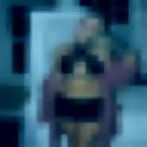 Charmante Éva, 36 ans à Armentières - voir sa photo