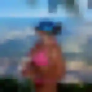 Tatiana (42 ans) à Aron attend un plan cul ce soir