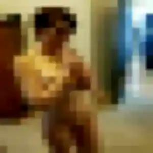 Photo de Daphné à Aspres-sur-Buëch (33 ans) - plan cul anonyme