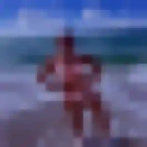 Contacte Ronke, 42 ans à Aussillon gratuitement