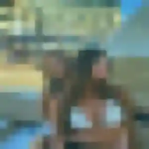 Photo exclusive de Zineb, 31 ans à Avril - rencontre coquine