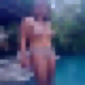 Grace, femme de 34 ans propose plan cul à Beaucouzé