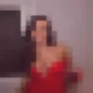 Vanessa, femme de 27 ans cherche plan cul à Belhomert-Guéhouville