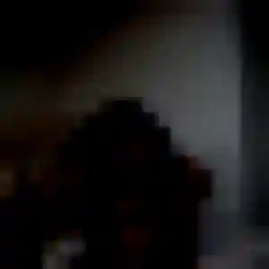 Coumba, 22 ans, connectée à Birac-sur-Trec pour une rencontre coquine
