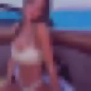 Laetitia, 25 ans, cherche un plan cul à Biras