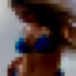 Rencontre Toyin, 33 ans à Bohars gratuitement