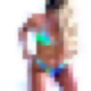 Neneh, 23 ans, disponible à Bouleurs pour un plan cul