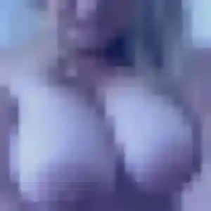 Blessing, fille de 42 ans propose plan cul à Bourg-Beaudouin