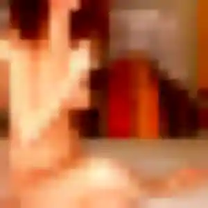 Photo de Ebele à Bourgneuf (32 ans) - plan cul anonyme