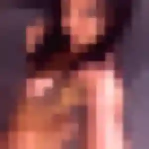 Lucinda, 36 ans, dispo pour plan cul à Bourgon