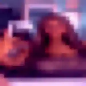 Faustine, 36 ans, connectée à Bousbach pour une rencontre coquine