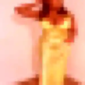 Découvre Claudine, 29 ans à Brecé en privé
