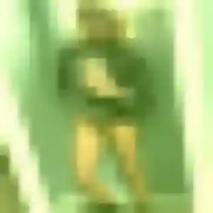 Téning, 28 ans, en ligne à Brecé pour un plan cul