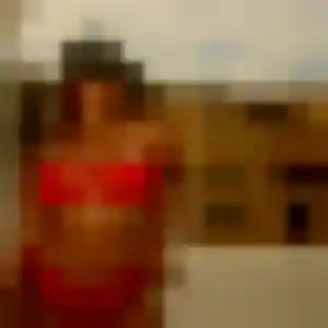 Efua, 35 ans, dispo pour plan cul à Bruguières