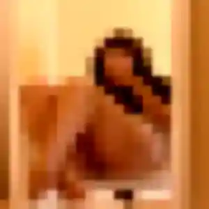 Josiane, 28 ans, en ligne à Brusvily pour un plan cul