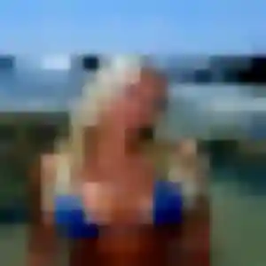 Profil de Evelyne à Cabannes (22 ans) - plan cul discret