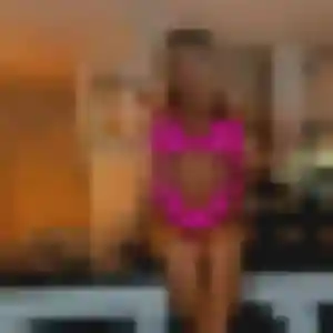 Photo de Adeline à Calais (37 ans) - plan cul anonyme