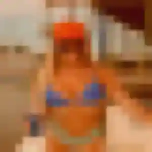 Lucinda, 42 ans, disponible à Calais pour une rencontre coquine