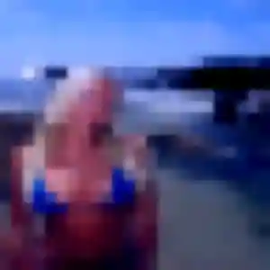Zineb, fille de 26 ans propose plan cul à Camaret-sur-Mer