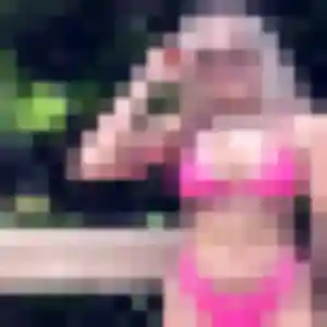 Takha, 38 ans, connectée à Cambo-les-Bains pour une rencontre coquine