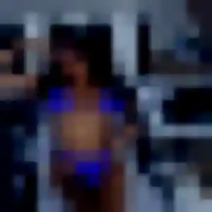 Aliyah, fille de 40 ans cherche plan cul à Cambremer