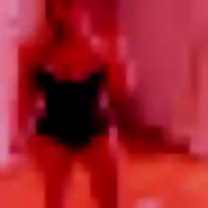 Coralie, femme de 24 ans cherche plan cul à Cardaillac