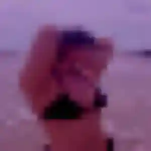 Béatrice, fille de 24 ans cherche plan cul à Carhaix-Plouguer