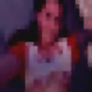 Fanny, 29 ans, en ligne à Chambaron sur Morge pour une rencontre coquine