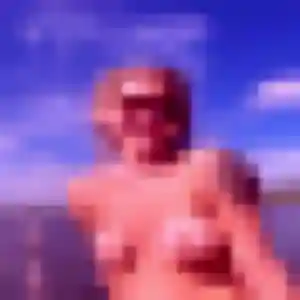 Sabrina, 37 ans, disponible à Champs-sur-Yonne pour un plan cul