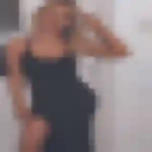 Photo privée de Daphné, 23 ans à Chandon - rencontre coquine