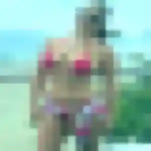 Rencontre Selbé, 26 ans à Charbonnières-les-Vieilles en privé