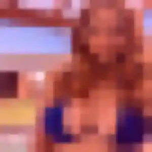 Contacte Djénéba, 32 ans à Charly gratuitement