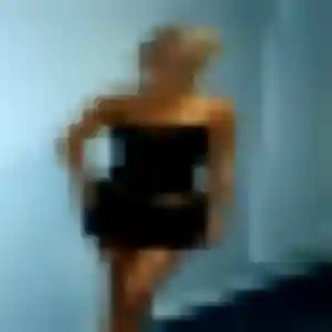 Photo de Adjoavi à Châteauneuf-d'Ille-et-Vilaine (44 ans) - plan cul anonyme