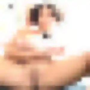Evelyne, 33 ans, disponible à Châtres-sur-Cher pour un plan cul