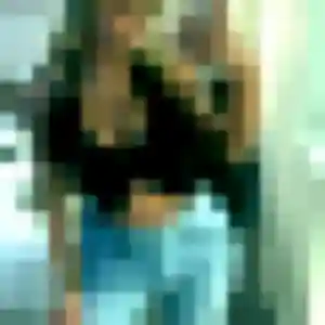 Oumou, 24 ans, en ligne à Cheix-en-Retz pour une rencontre coquine