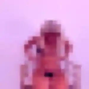 Rejoins Charline, 33 ans à Chemazé en privé