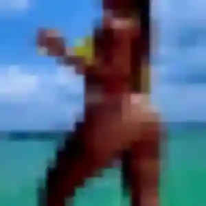 Photo privée de Hadija, 32 ans à Chilly - rencontre sans lendemain