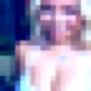 Nassira, 34 ans, connectée à Collias pour une rencontre coquine