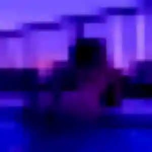 Linda de Colombes, 23 ans - plan cul en toute liberté
