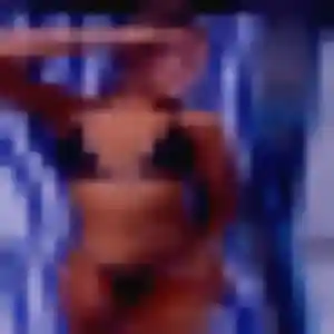 Aminata, 30 ans, en ligne à Colombiès pour une rencontre coquine