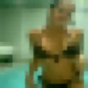 Béatrice, femme de 24 ans veut plan cul à Combas